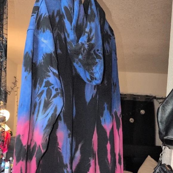 Jordan Men's Tie-Dye Hoodie - Black, Blue, and Pink - Picture 5 of 7